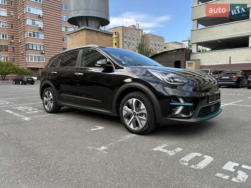 Внедорожник / Кроссовер Kia Niro 2020 в Киеве