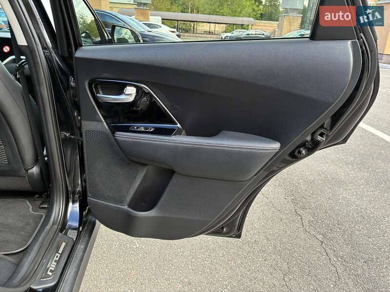 Внедорожник / Кроссовер Kia Niro 2020 в Киеве