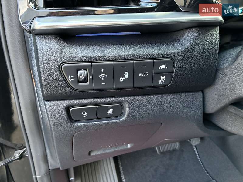 Внедорожник / Кроссовер Kia Niro 2020 в Киеве