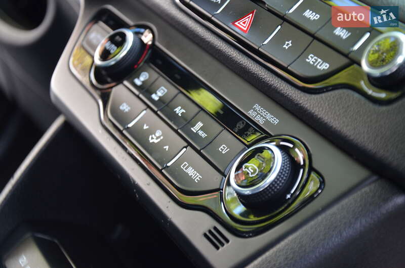 Внедорожник / Кроссовер Kia Niro 2020 в Трускавце