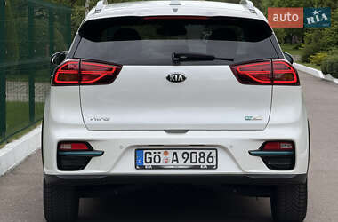 Позашляховик / Кросовер Kia Niro 2021 в 
