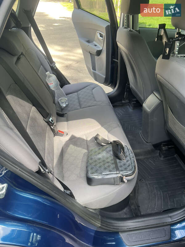 Внедорожник / Кроссовер Kia Niro 2017 в Киеве