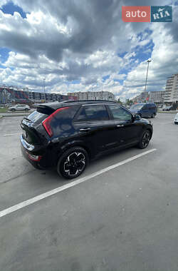 Внедорожник / Кроссовер Kia Niro 2023 в 