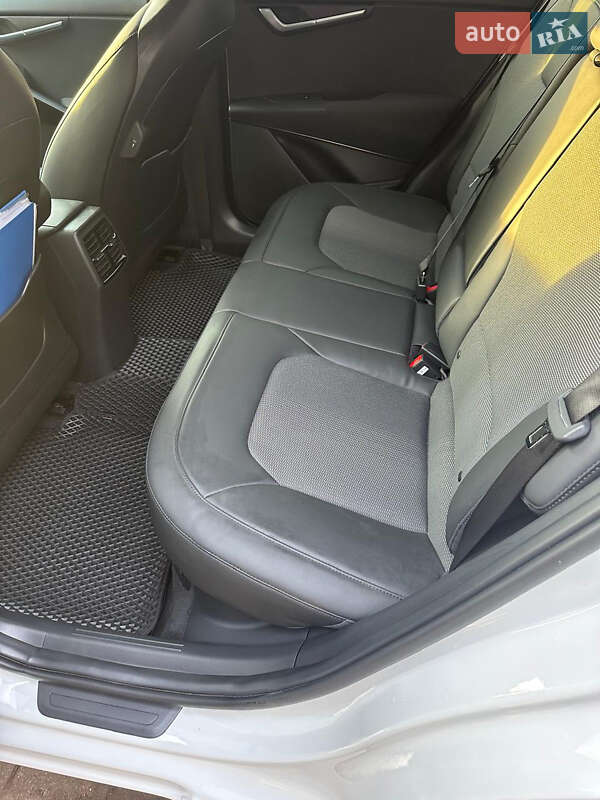 Позашляховик / Кросовер Kia Niro 2023 в Запоріжжі