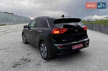 Позашляховик / Кросовер Kia Niro 2021 в 