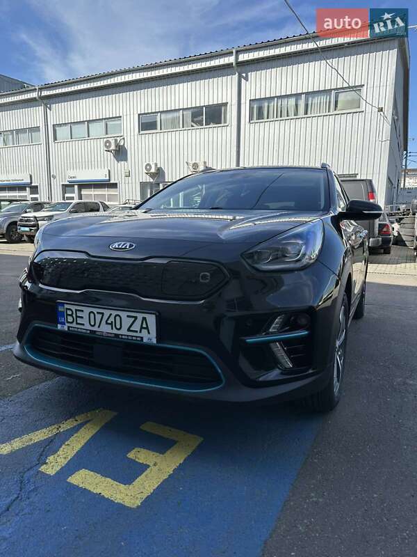 Внедорожник / Кроссовер Kia Niro 2018 в 