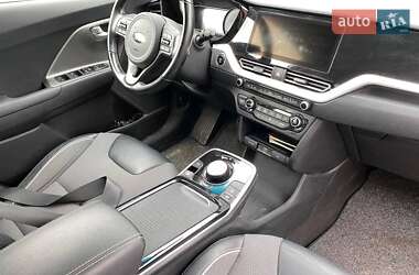 Внедорожник / Кроссовер Kia Niro 2021 в 