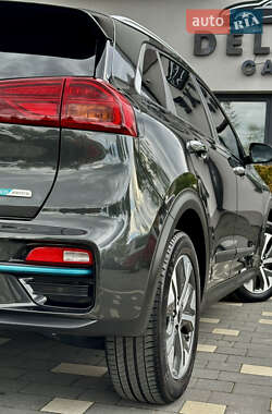 Внедорожник / Кроссовер Kia Niro 2022 в 