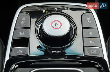 Внедорожник / Кроссовер Kia Niro 2022 в 
