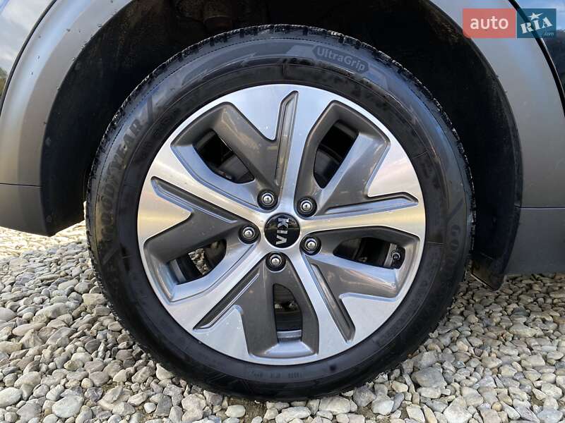 Позашляховик / Кросовер Kia Niro 2021 в Львові
