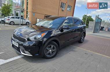 Внедорожник / Кроссовер Kia Niro 2017 в Киеве