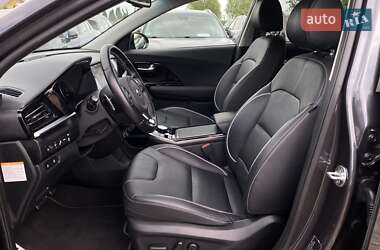 Позашляховик / Кросовер Kia Niro 2021 в 