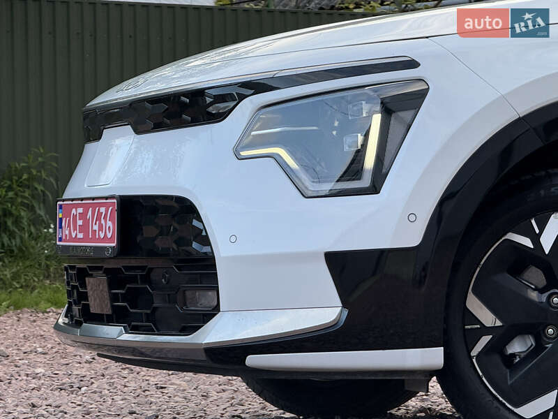 Позашляховик / Кросовер Kia Niro 2023 в Дрогобичі