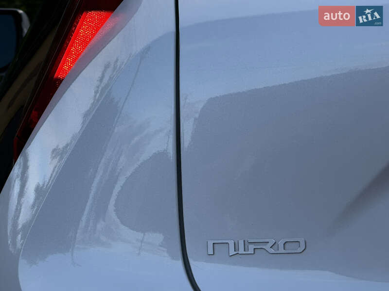 Позашляховик / Кросовер Kia Niro 2023 в Дрогобичі