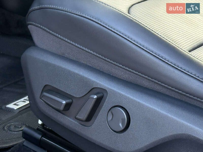 Позашляховик / Кросовер Kia Niro 2023 в Дрогобичі