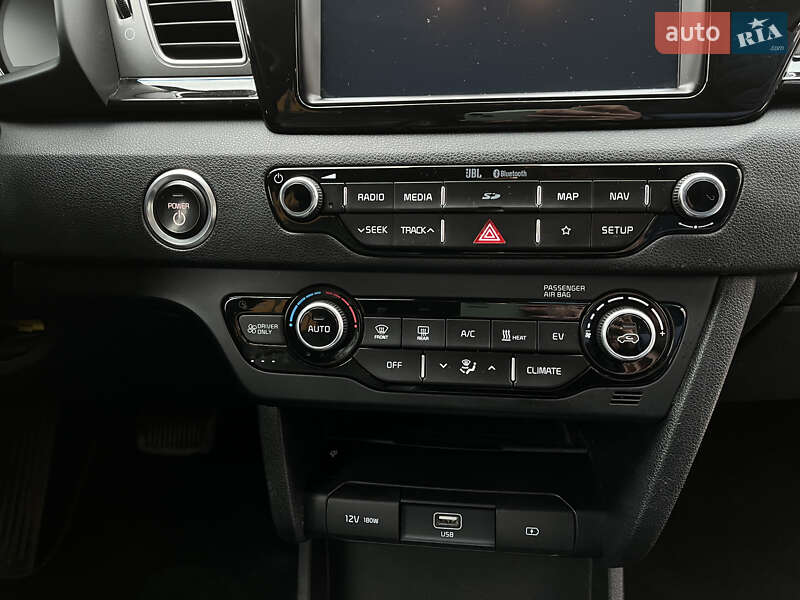 Внедорожник / Кроссовер Kia Niro 2019 в Ровно