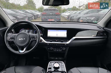 Внедорожник / Кроссовер Kia Niro 2021 в 