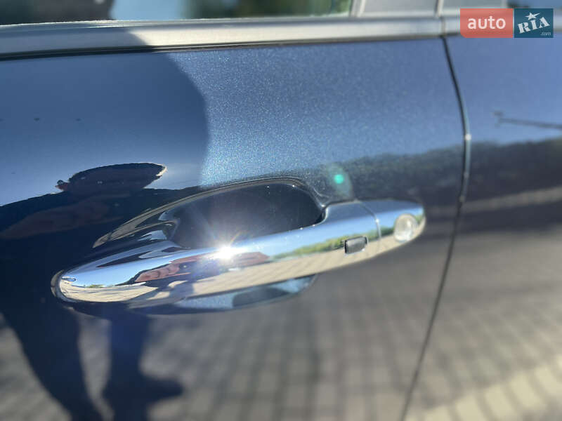 Позашляховик / Кросовер Kia Niro 2019 в Житомирі