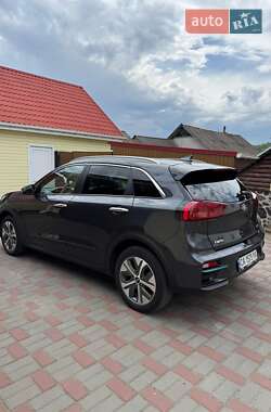 Внедорожник / Кроссовер Kia Niro 2019 в 