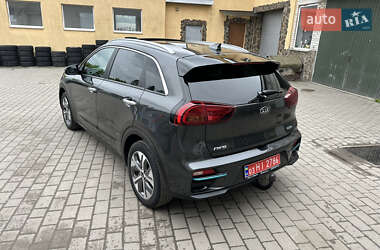 Внедорожник / Кроссовер Kia Niro 2021 в 