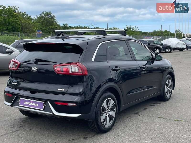 Внедорожник / Кроссовер Kia Niro 2017 в Одессе