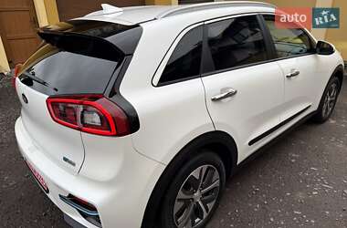 Позашляховик / Кросовер Kia Niro 2020 в 