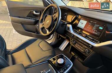 Внедорожник / Кроссовер Kia Niro 2020 в 
