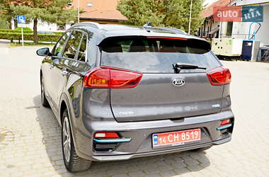 Позашляховик / Кросовер Kia Niro 2020 в 
