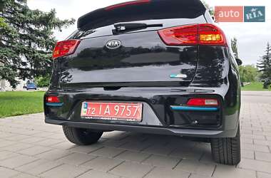 Позашляховик / Кросовер Kia Niro 2021 в 