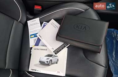 Позашляховик / Кросовер Kia Niro 2021 в 
