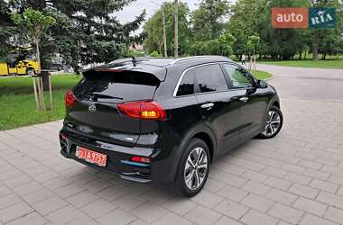 Позашляховик / Кросовер Kia Niro 2021 в 