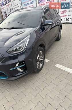 Позашляховик / Кросовер Kia Niro 2020 в 