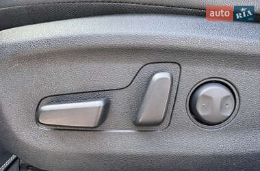 Позашляховик / Кросовер Kia Niro 2021 в 