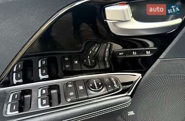 Внедорожник / Кроссовер Kia Niro 2019 в 