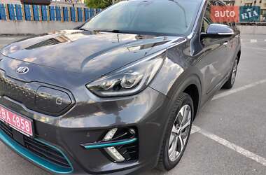 Внедорожник / Кроссовер Kia Niro 2019 в Киеве