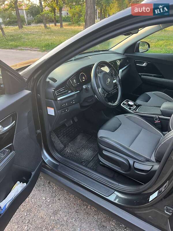 Позашляховик / Кросовер Kia Niro 2021 в Миколаєві