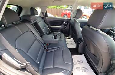 Внедорожник / Кроссовер Kia Niro 2020 в 