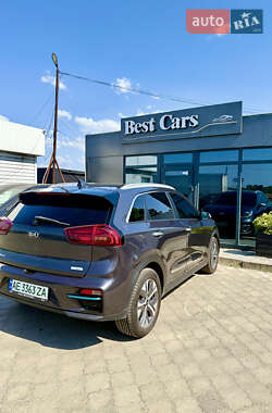 Внедорожник / Кроссовер Kia Niro 2021 в 