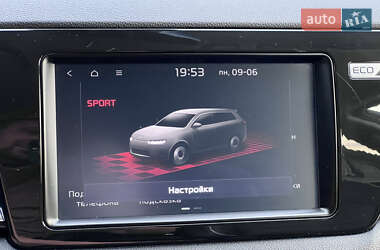 Внедорожник / Кроссовер Kia Niro 2020 в 