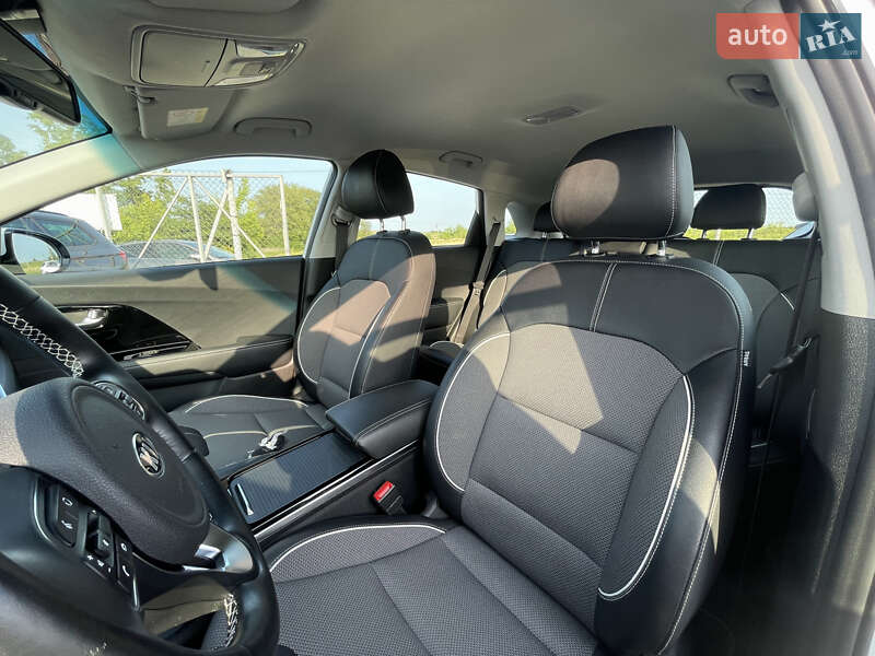 Внедорожник / Кроссовер Kia Niro 2021 в Львове