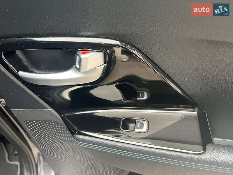 Позашляховик / Кросовер Kia Niro 2020 в Тернополі