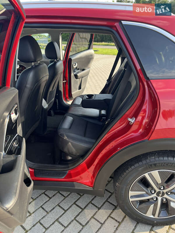 Внедорожник / Кроссовер Kia Niro 2021 в Львове