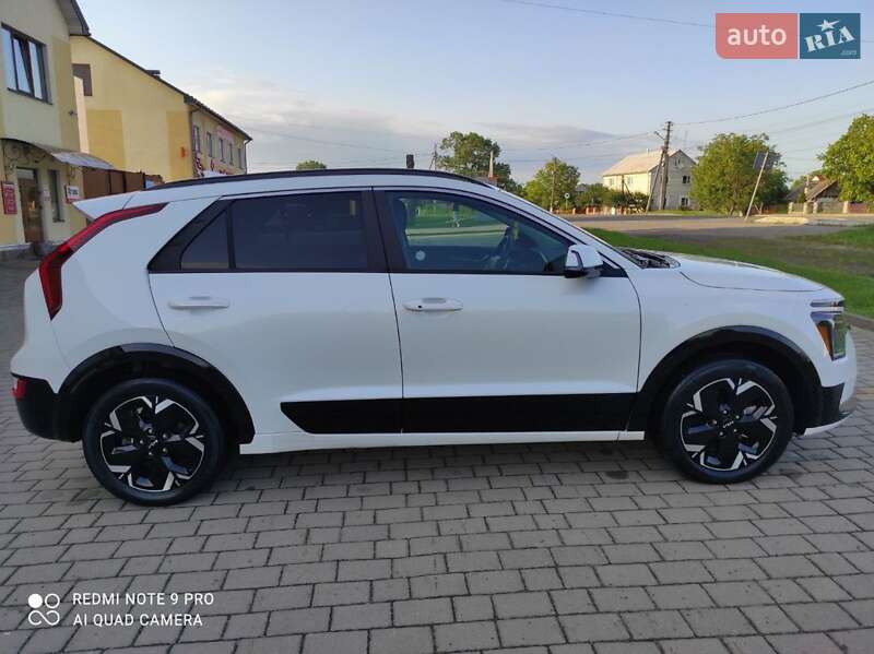 Позашляховик / Кросовер Kia Niro 2023 в Бродах
