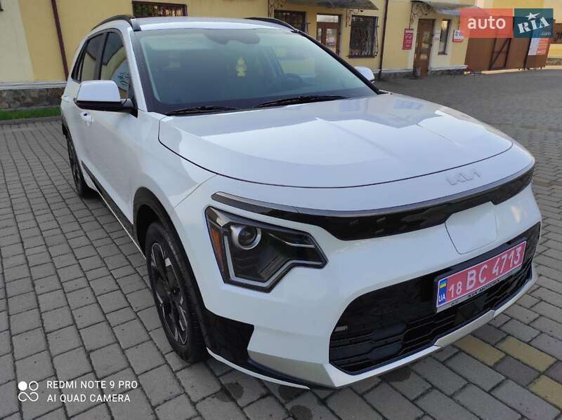 Внедорожник / Кроссовер Kia Niro 2023 в 