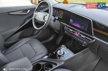 Внедорожник / Кроссовер Kia Niro 2023 в 