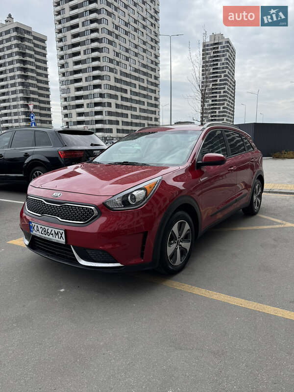 Kia Niro 2016