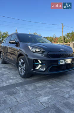 Позашляховик / Кросовер Kia Niro 2019 в Долині