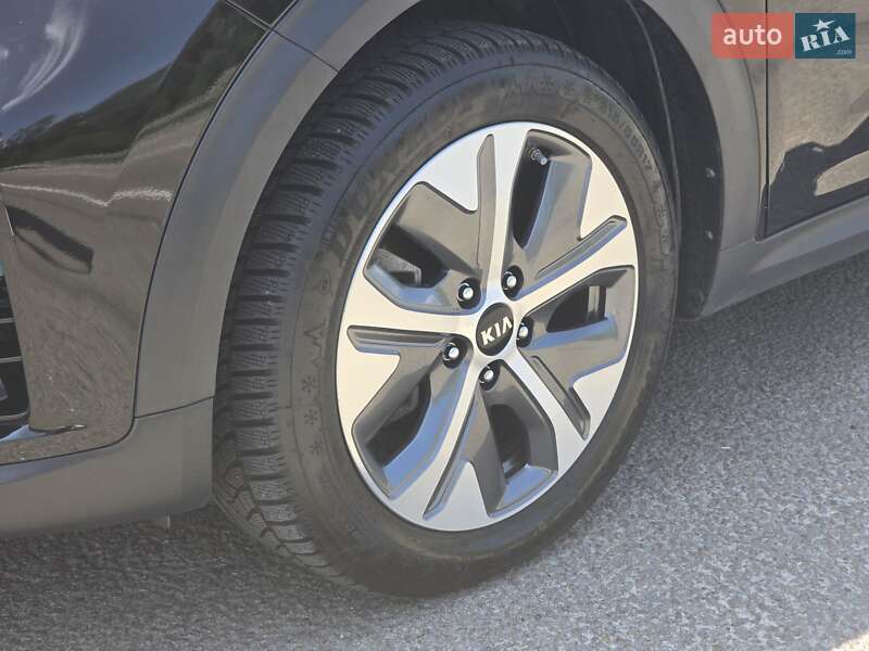 Внедорожник / Кроссовер Kia Niro 2019 в Ковеле