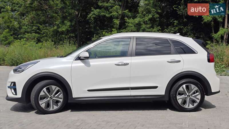 Позашляховик / Кросовер Kia Niro 2019 в Полтаві фото 3 Позашляховик / Кросовер Kia Niro 2019 в Полтаві