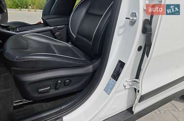 Позашляховик / Кросовер Kia Niro 2019 в Полтаві